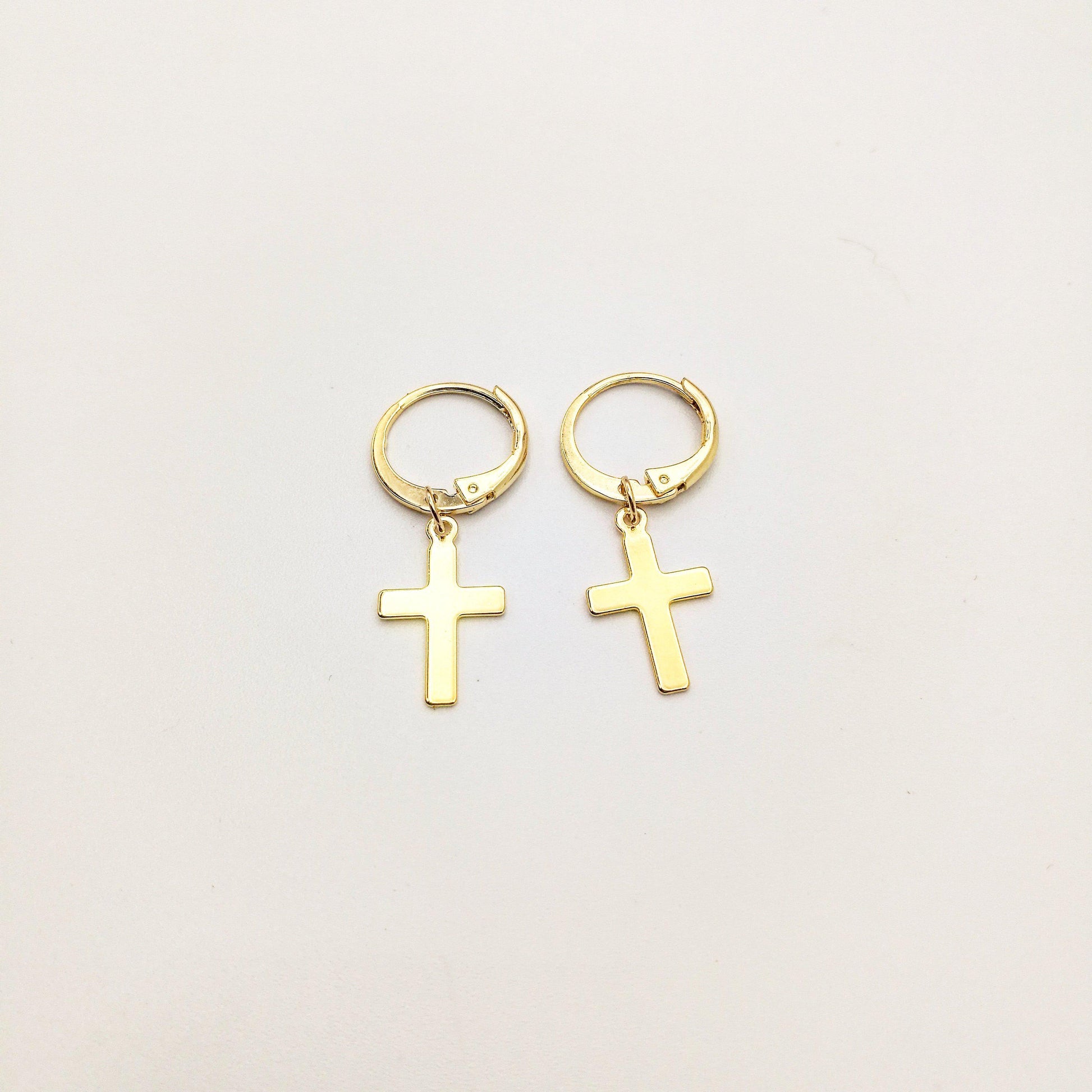 oorbellen met kruisje - lux & luz