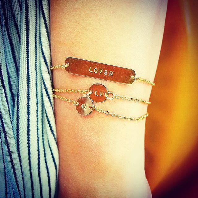 initiaal armband - gouden armbandje met letters - koop jouw gepersonaliseerde armbandje bij lux & luz - your jewelry