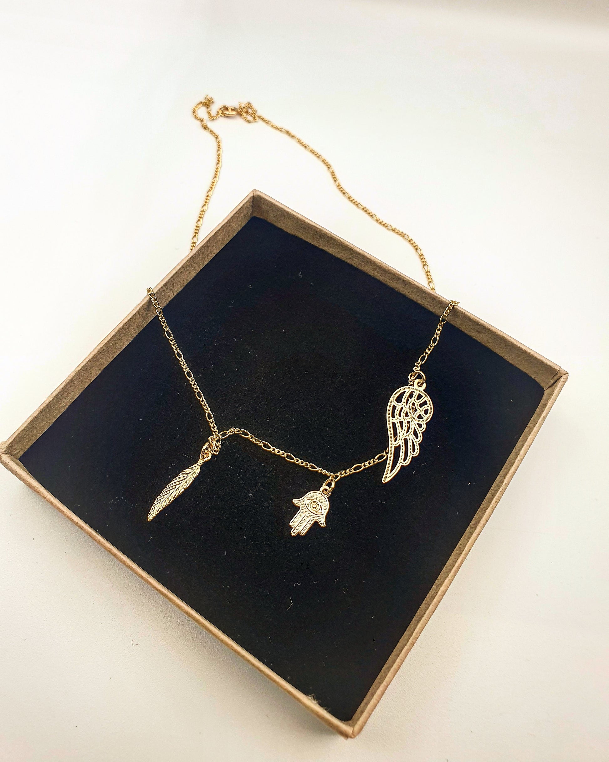 gouden ketting met 3 hangers naar keuze - ontwerp en laat je eigen unieke gouden ketting maken - gepersonaliseerde ketting van lux & luz