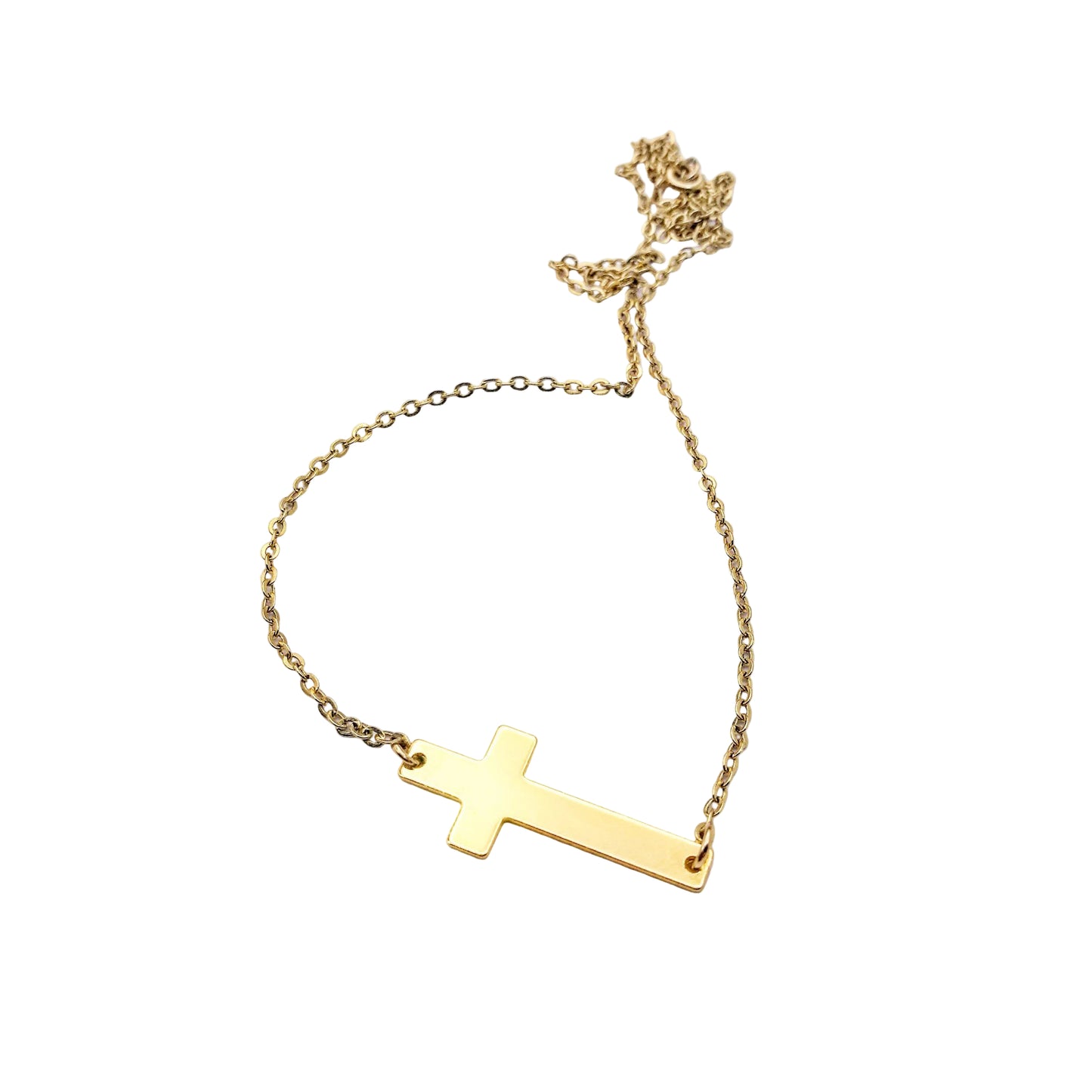 Minimalistische gouden ketting met horizontaal kruisje - quiet luxury necklace stack