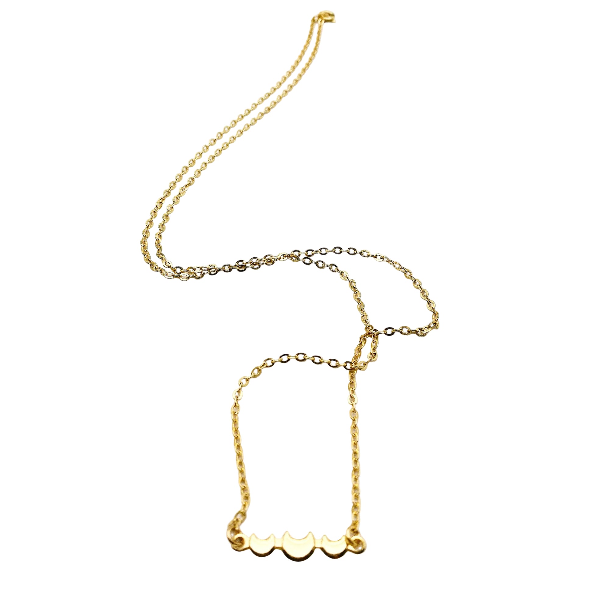 maan ketting - ketting met 3 kleine maantjes op een rij - halsketting van gold filled goud - online unieke sieraden shoppen bij lux & luz - your jewelry