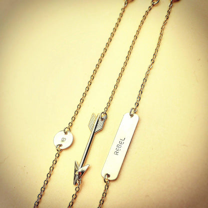 initiaal armband - armbandje met initialen van goud - shop jouw gepersonaliseerde armbandje met initiaal bij lux & lu - your jewlery