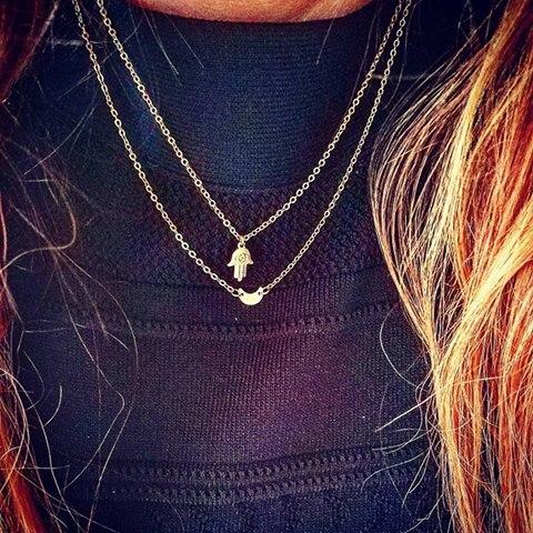 maan ketting - ketting met maantje - gouden ketting - unieke sieraden - lux & luz 